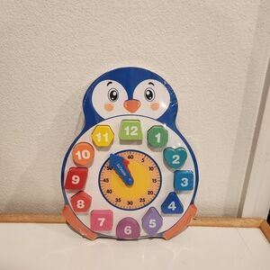 Wooden Penguin Clock